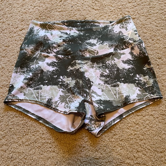 Gymshark Pants - ‼️FINAL💲‼️Gymshark shorts